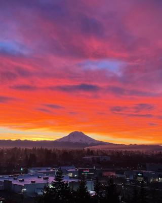 Double Room-Rainier View , 7mins to Dome