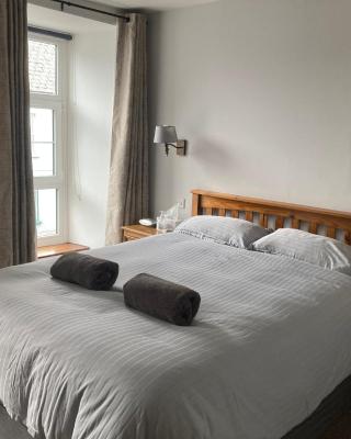 Ashes Seafood Restaurant Accommodation