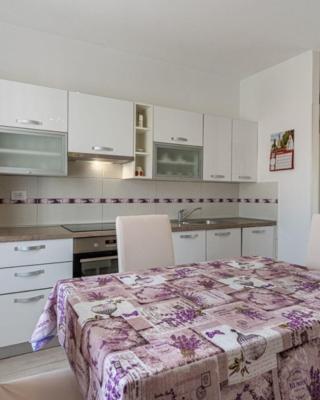 Apartment Mici 2