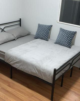 Comfy apt with skyline front view Mins away from NYC