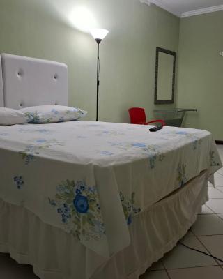 Quarto Domiciliar em Antares Maceió