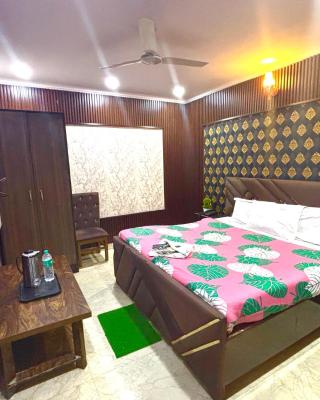 Hotel Jerry inn -Near Nizamuddun Railway Station