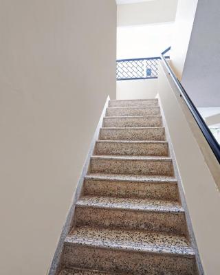 Collection O Senthamizh Residency