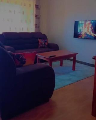 Annie's 1br near sarovawoodlands