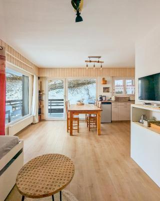 Cosy Centered with Garden and View in Veysonnaz