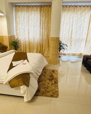 DR White House - Noida Sector 18
