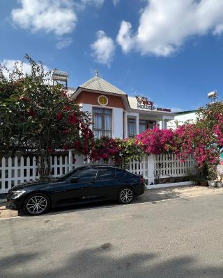 Vindy House