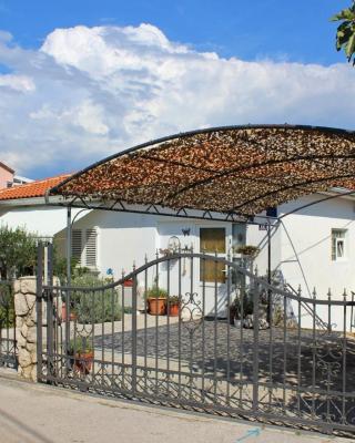 Apartment Renata