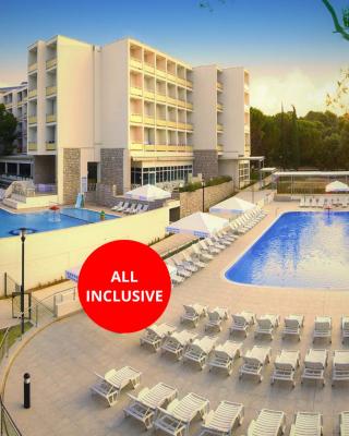 Family Hotel Adria - All inclusive