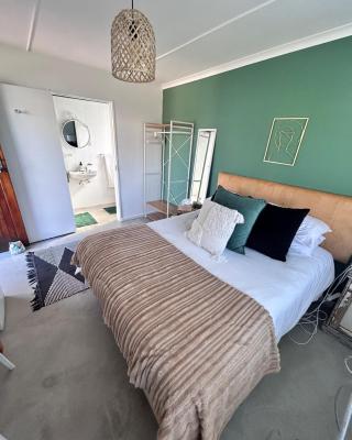 Bottlebrush Guest Suite, Newton Park