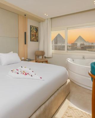 Tiye Pyramids Hotel