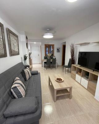 Apartamento a estrenar en primera línea de playa en Magic World Marina Dor