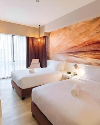 Maxx Hotel Makati