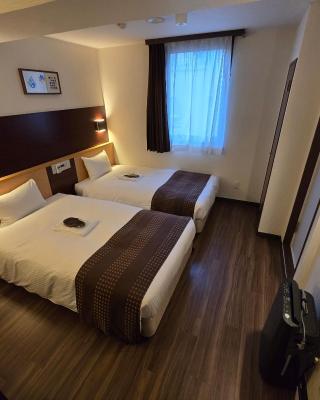 Ueno First City Hotel