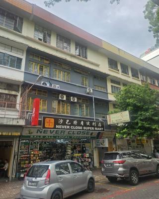 Borneo Gaya Lodge