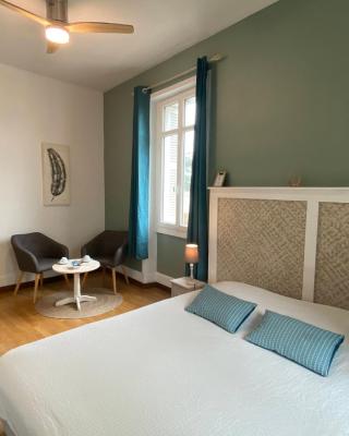 Les Mariniers Chambres d'Hôtes à la campagne avec aire de jeux - Spa nordique en option