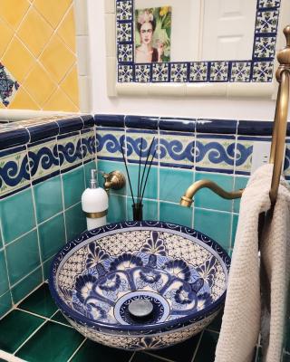 Casa Blanca Boutique & Organic