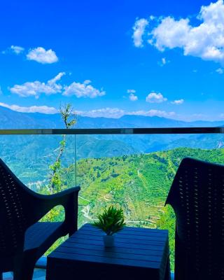 The Raarees Mist Resort, Munnar - Nested in Nature's Lap