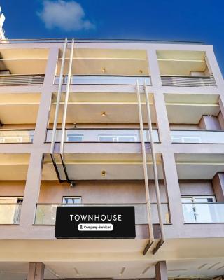 Super Townhouse Pitampura West Enclave