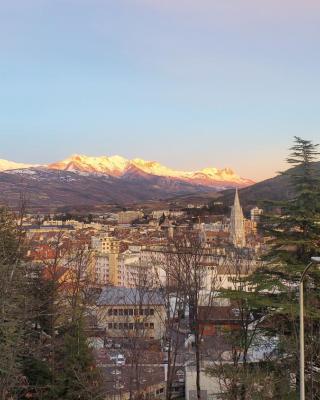 Spacieux T2 avec terrasse et vue