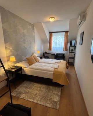 Hotel Gloria Budapest City Center