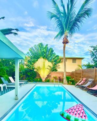 Villa Magellan, walkable Orient Bay beach, private pool