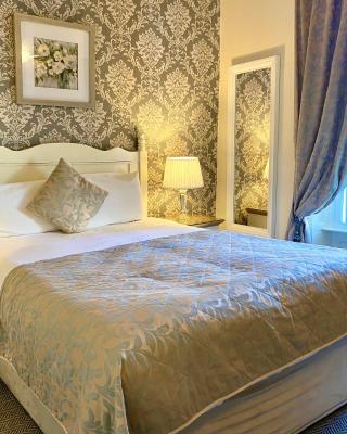 Baggot Court Townhouse