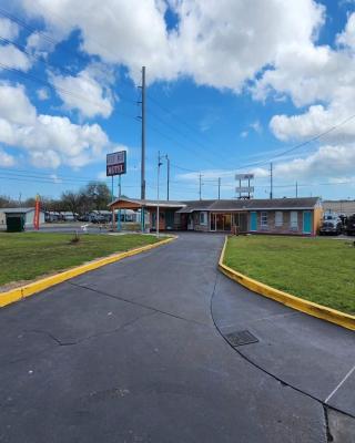 Gulfway Motel By OYO Near Airport I 37