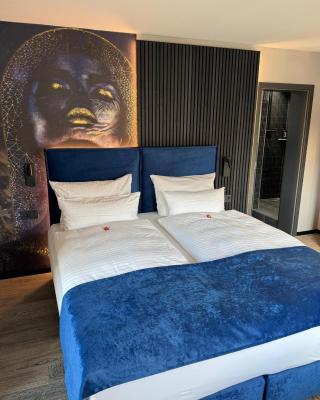 REINHARDTs HOTEL