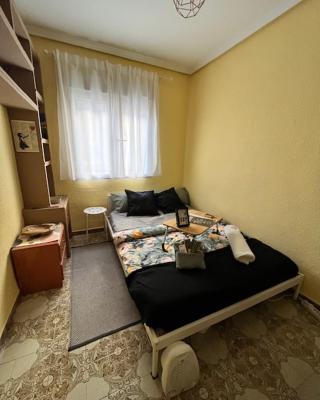 Gemütliches Zimmer "Gold" für 2 Personen und Katzenliebhaber