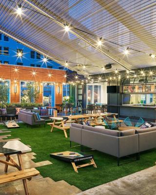 Aloft Austin Downtown