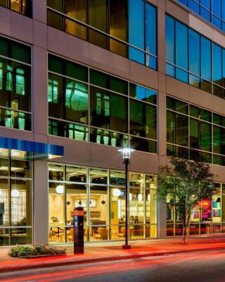 Aloft Fort Worth Downtown