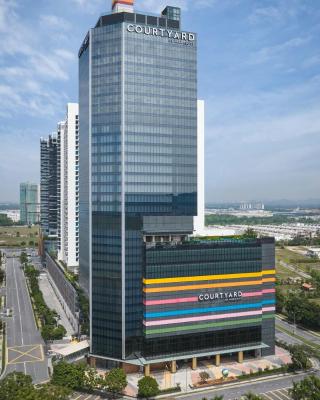 Courtyard by Marriott Setia Alam