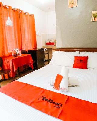 RedDoorz @ Gaea's Apartment Panglao