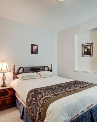 O Charming Bright Queen Bed Room Ensuite