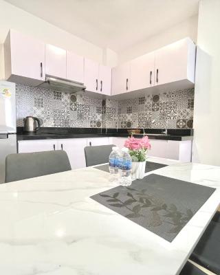 RS Central Apartments - 200m to Royal Palace