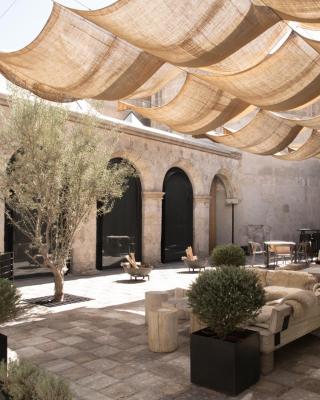CIRQA - Relais & Châteaux