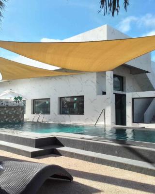 Cave Beach Resort Boutique Luxury Accomodation