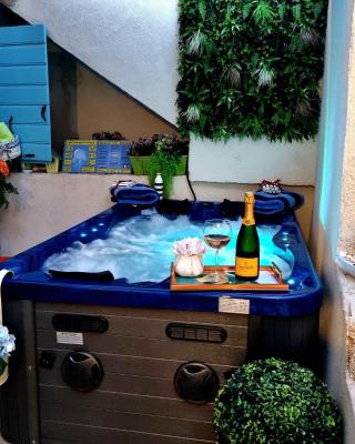 Vila Santa Maria Hvar with jacuzzi