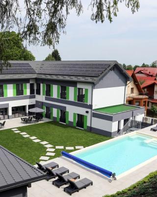 Q Villa