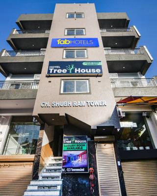 FabHotel Tree House - Nr Yashobhoomi Convention Centre