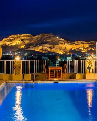 Thebes Hotel