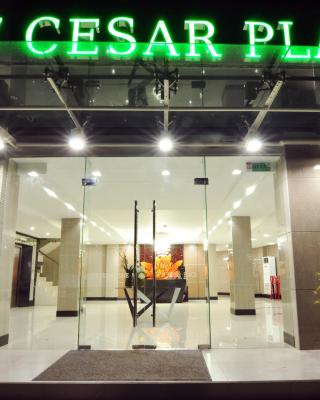 717 Cesar Place Hotel
