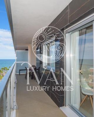 Casa Alex Ivan Luxury Homes 7ªPlta Norte 1ªLinea
