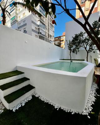 CASITA NAIF ESTANCIAS EN TORRE DEL MAR a 30 METROS DE LA PLAYA