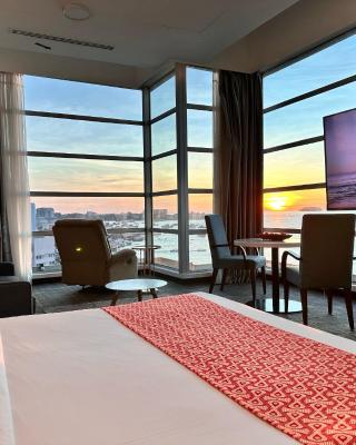 Hotel 7 Suria
