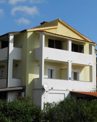 Apartments Miljenka