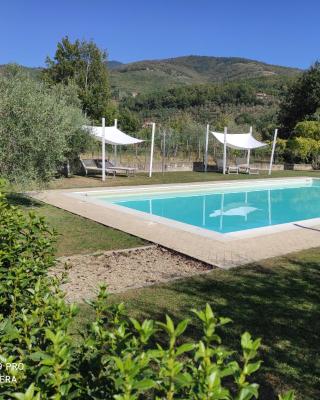 Casa Macinarino APPARTAMENTO 13 con piscina