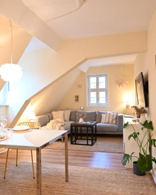 TÜRMERSTUBE - Scandi Style - in der historischen Hinterburg Schlitz - nahe Fulda