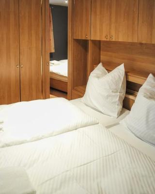City Apartment 1